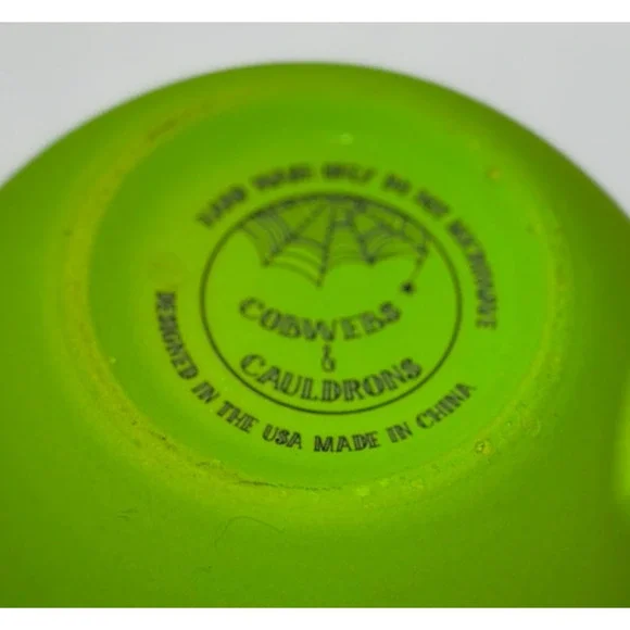 Cobwebs & Cauldrons Green Vampire Face Mug Halloween Cup Fangs Lips Ceramic 4.5” - Picture 10 of 11